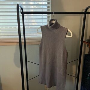 Zara Sleeveless Ribbed Turtleneck Sweater in Gray